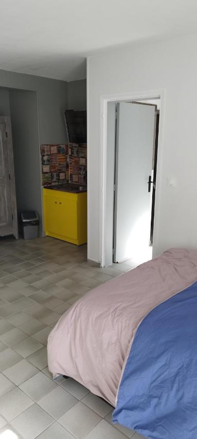 Studio Cosi Idealement Place Au Coeur De Ville 博格斯 外观 照片